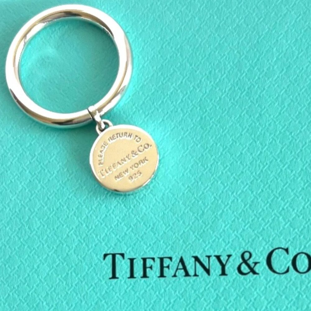 Tiffany & Co. Sterling Silver Return to Tiffany Round Dangle Tag Ring NIB